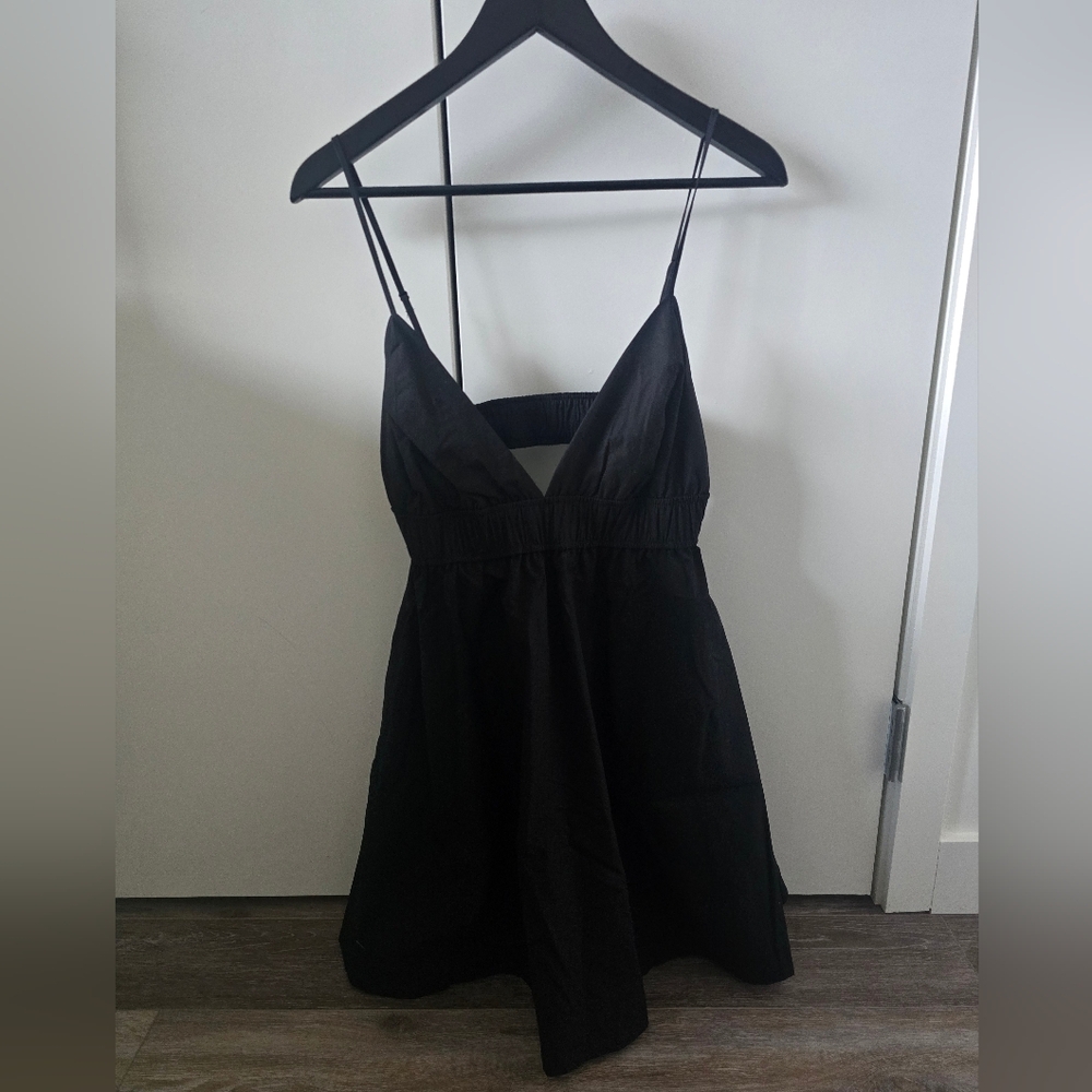 Aritzia Babaton black mini dress
